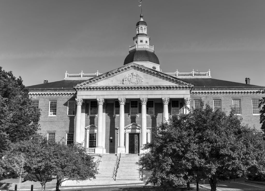 Maryland State House in black white