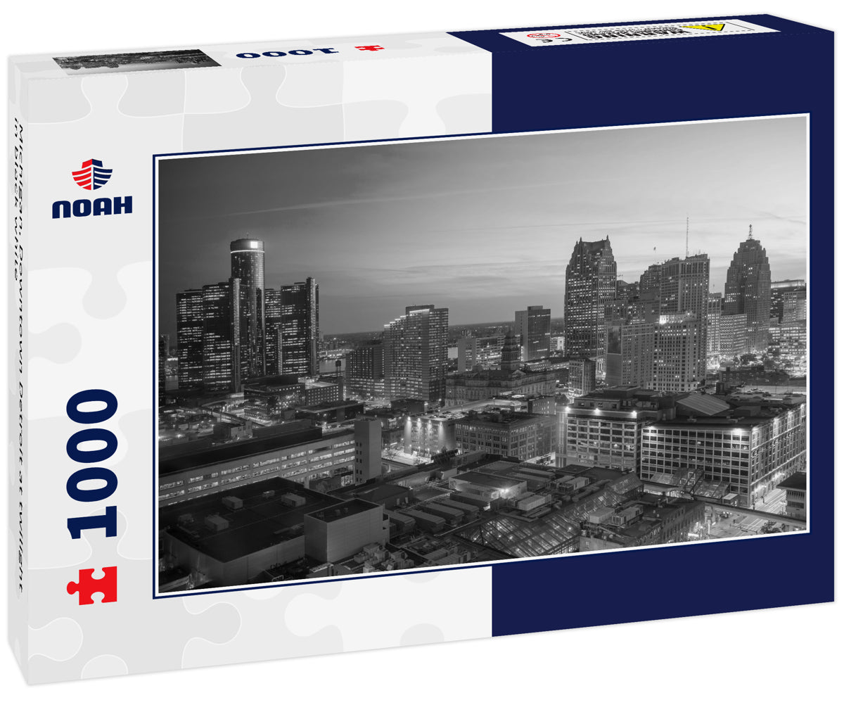 Michigan, Downtown Detroit at twilight in black white