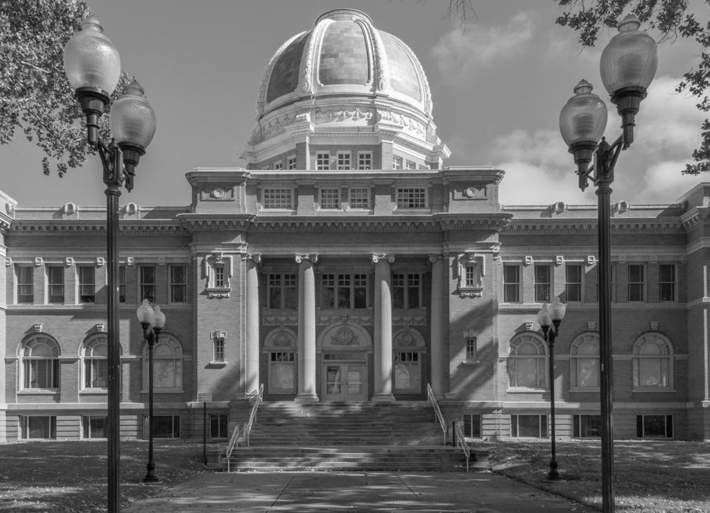 Chaves County Courthouse in Roswell, New Mexico in black white