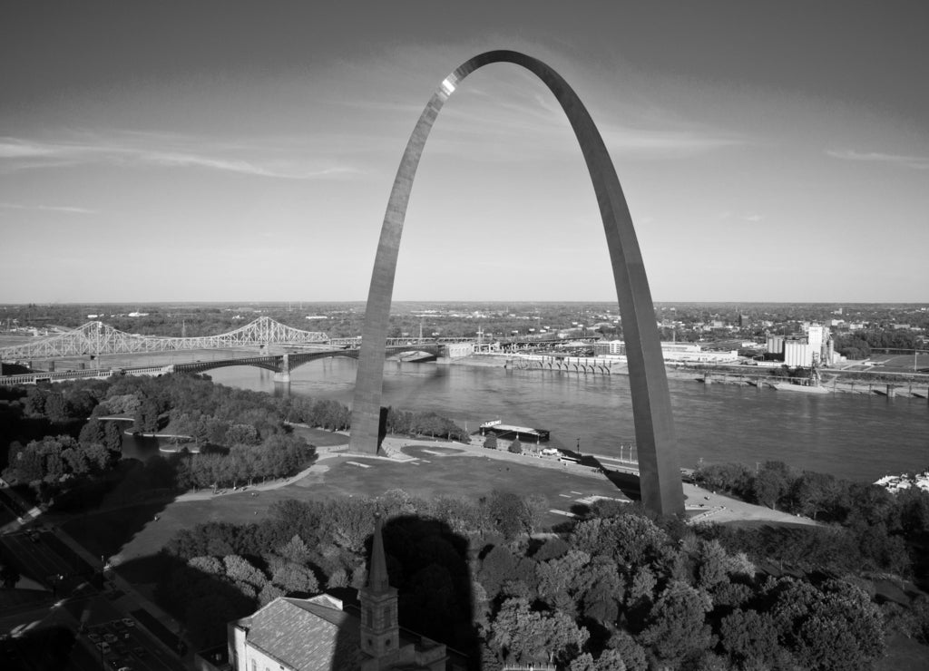 Gateway Arch in St Louis, Missouri in black white