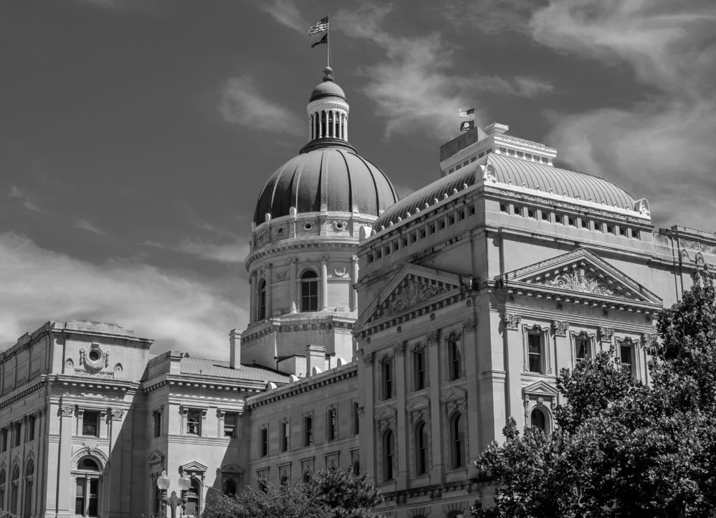 Indiana State House, Indianapolis in black white