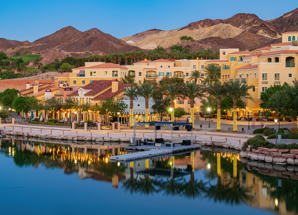 Night view of the lake landscape of Lake Las Vegas, Nevada