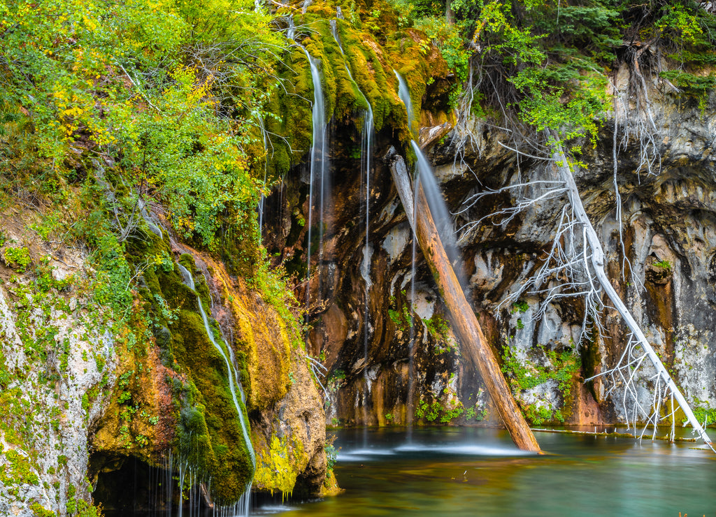 Beautiful Sunset Hike to Hanging Lake in Glenwood Springs, Colorado