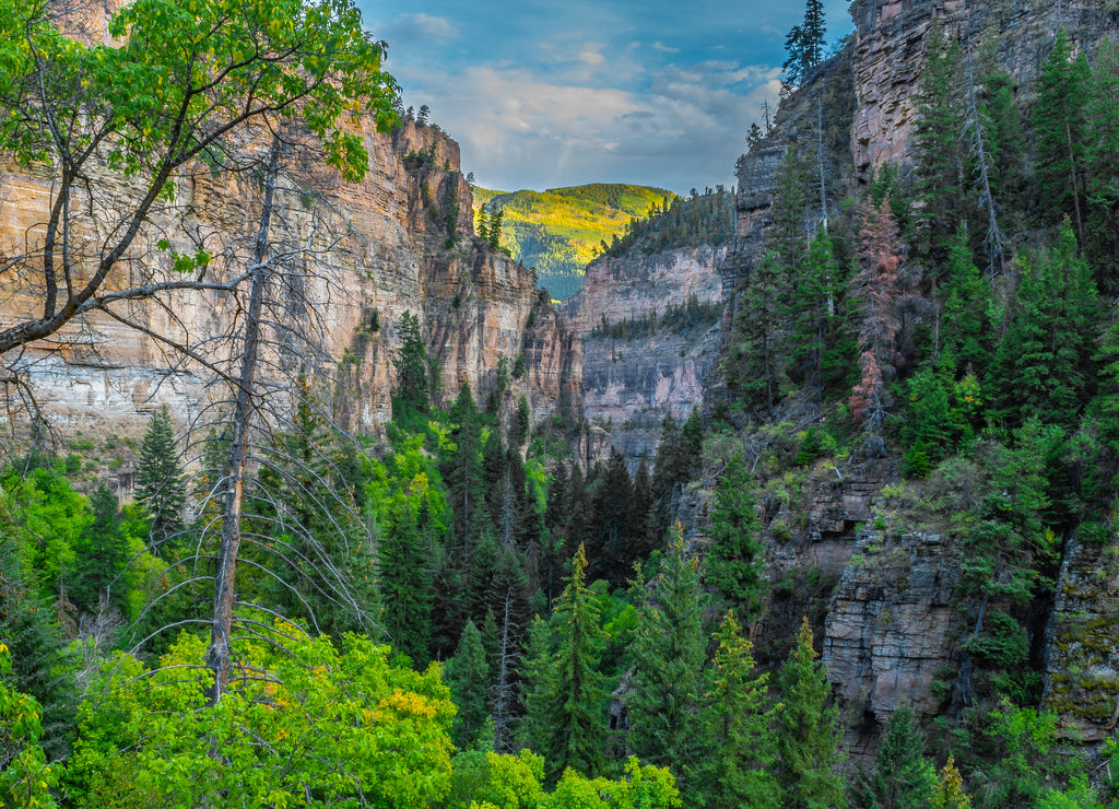 Beautiful Sunset Hike to Hanging Lake in Glenwood Springs, Colorado