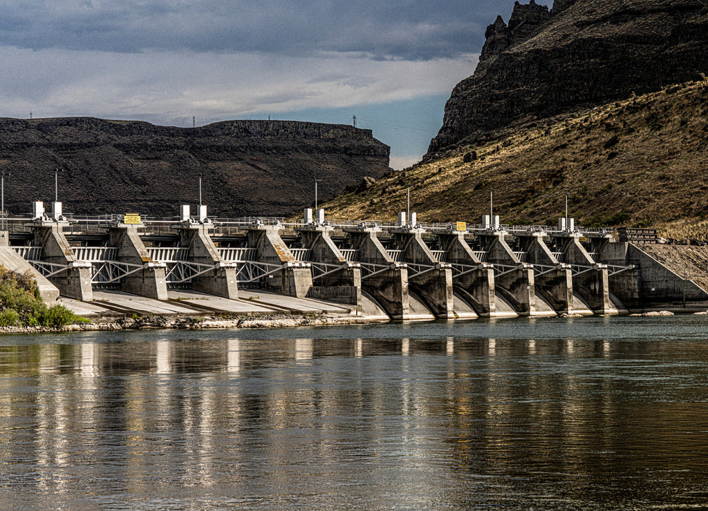 Historic Swan Falls Dam on the Snake River in Idaho near Murphy is a gravity type hydroelectric dam. Built in 1901 it is the oldest Dam on the Snake Rive