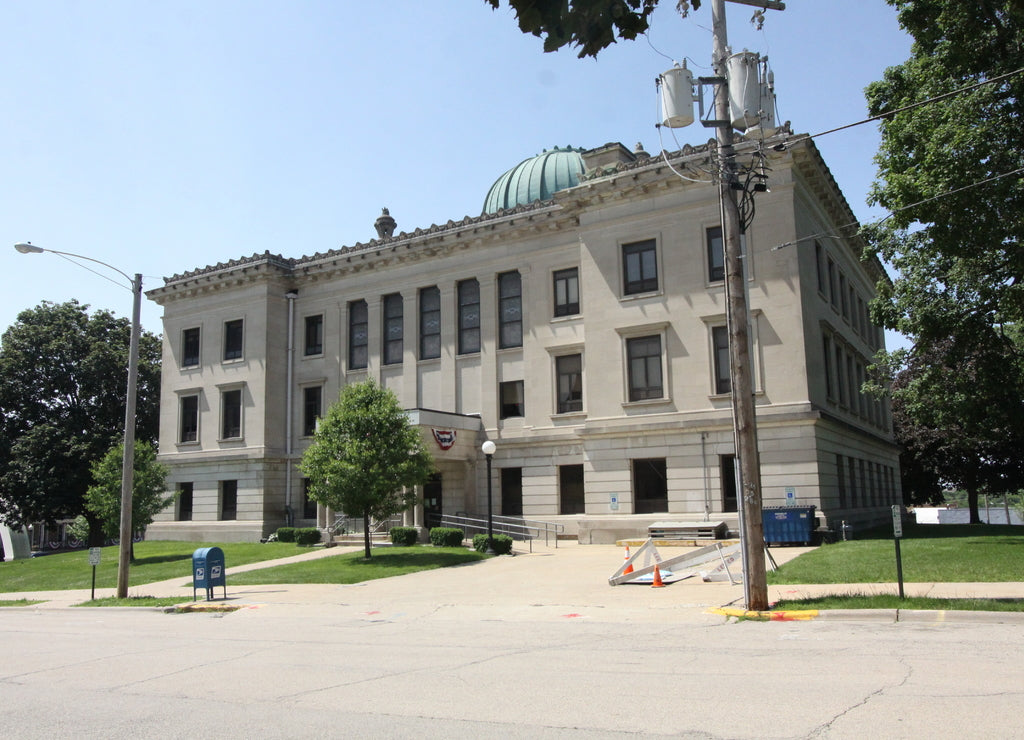 Lee County Courthouse, Illinois