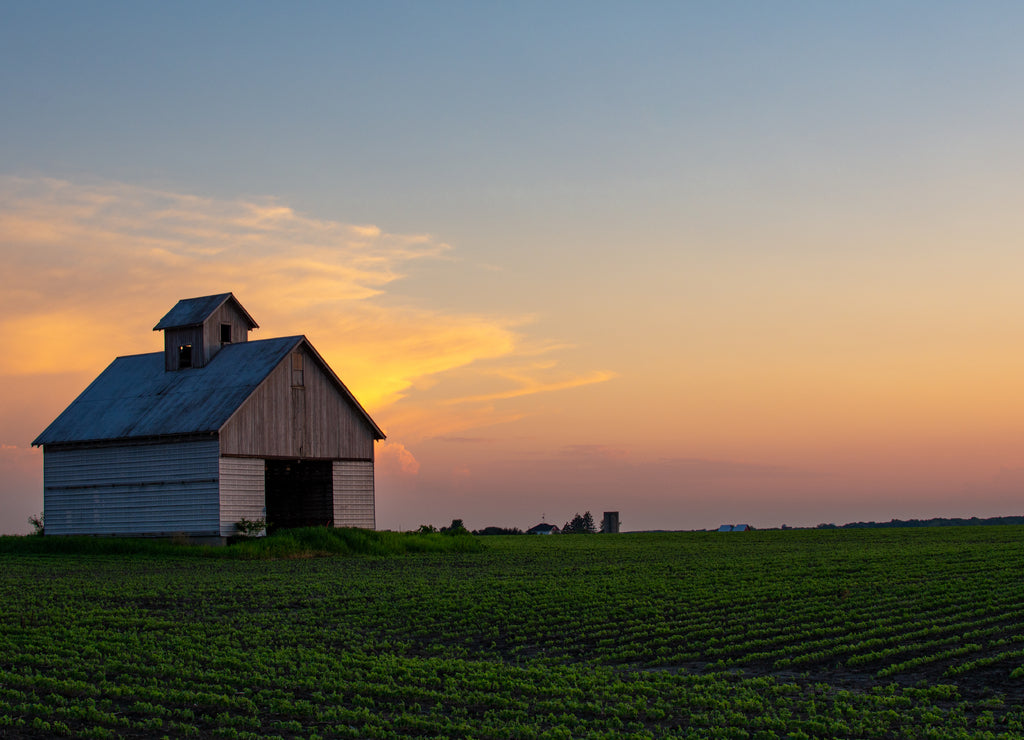 Rural sunset and barn with vibrant colors. La Salle county, Illinois