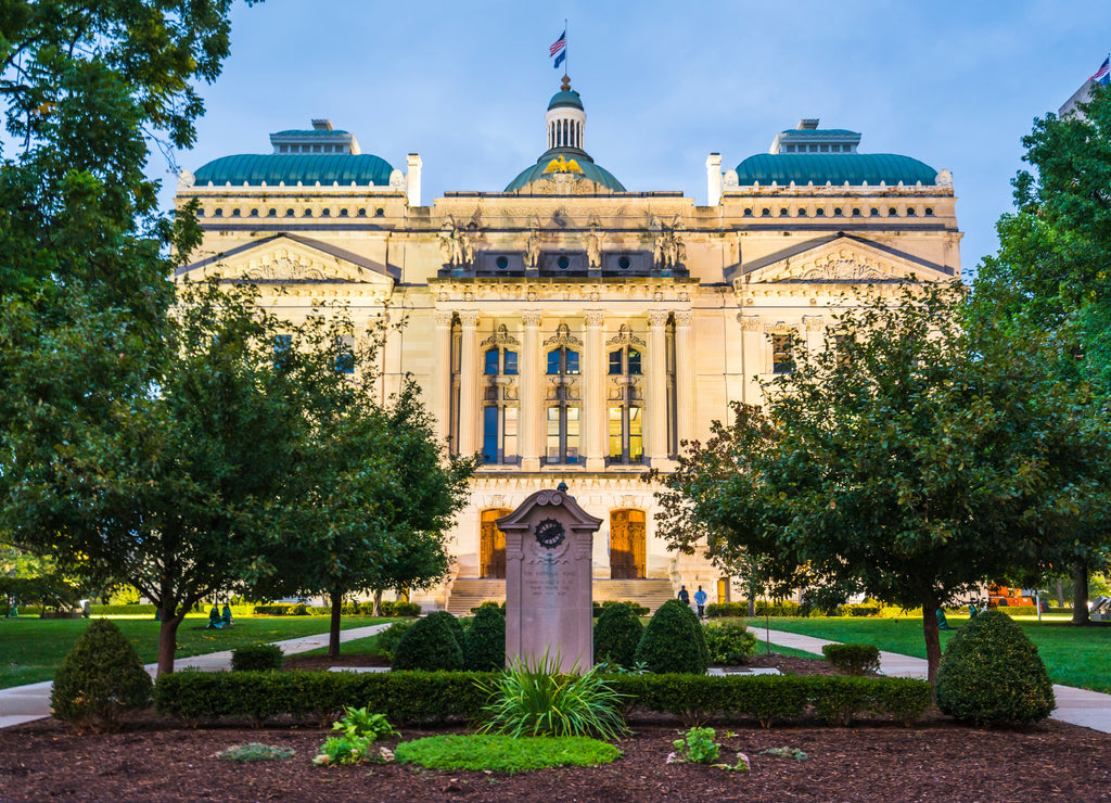 Indiannapolis, Indiana, USA: indianna state house at night