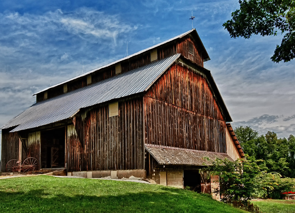 Old barn in rural Parke County Indiana