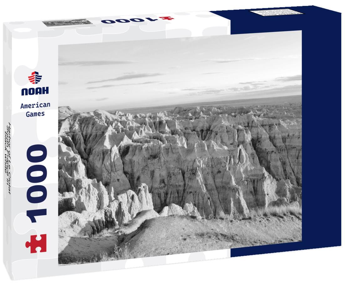 Noah Jigsaw Puzzle Harbor of Le Ciotat, South France in black white 1000 pieces