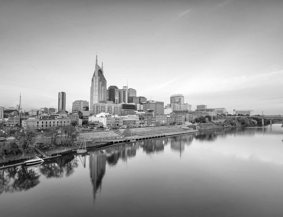 Noah Jigsaw Puzzle Crater Lake National Park Ultra Blue in black white 1000 pieces