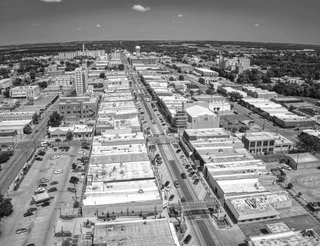 Noah Jigsaw Puzzle Goldbug Hot Springs in Idaho's Salmon-Challis National Forest. in black white 1000 pieces