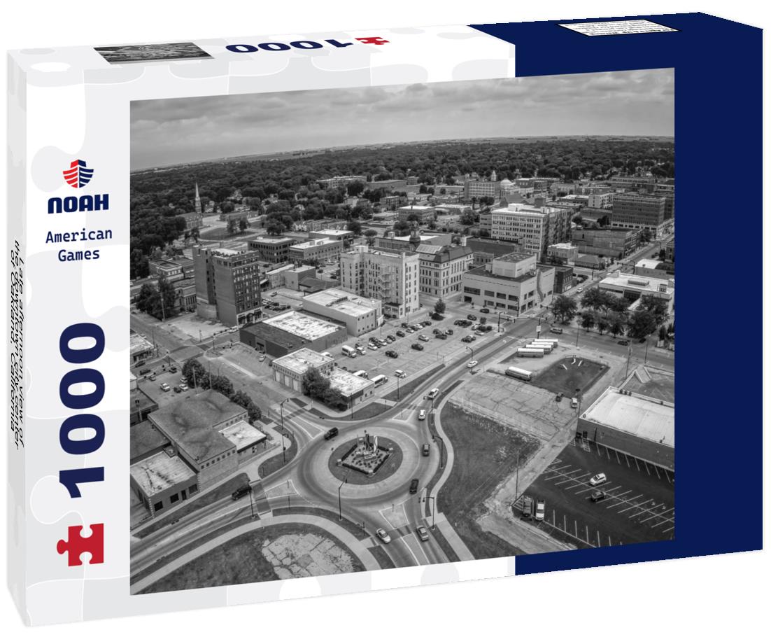 Noah Jigsaw Puzzle Late afternoon view of the downtown city center of Oakland, California, USA in black white 1000 pieces