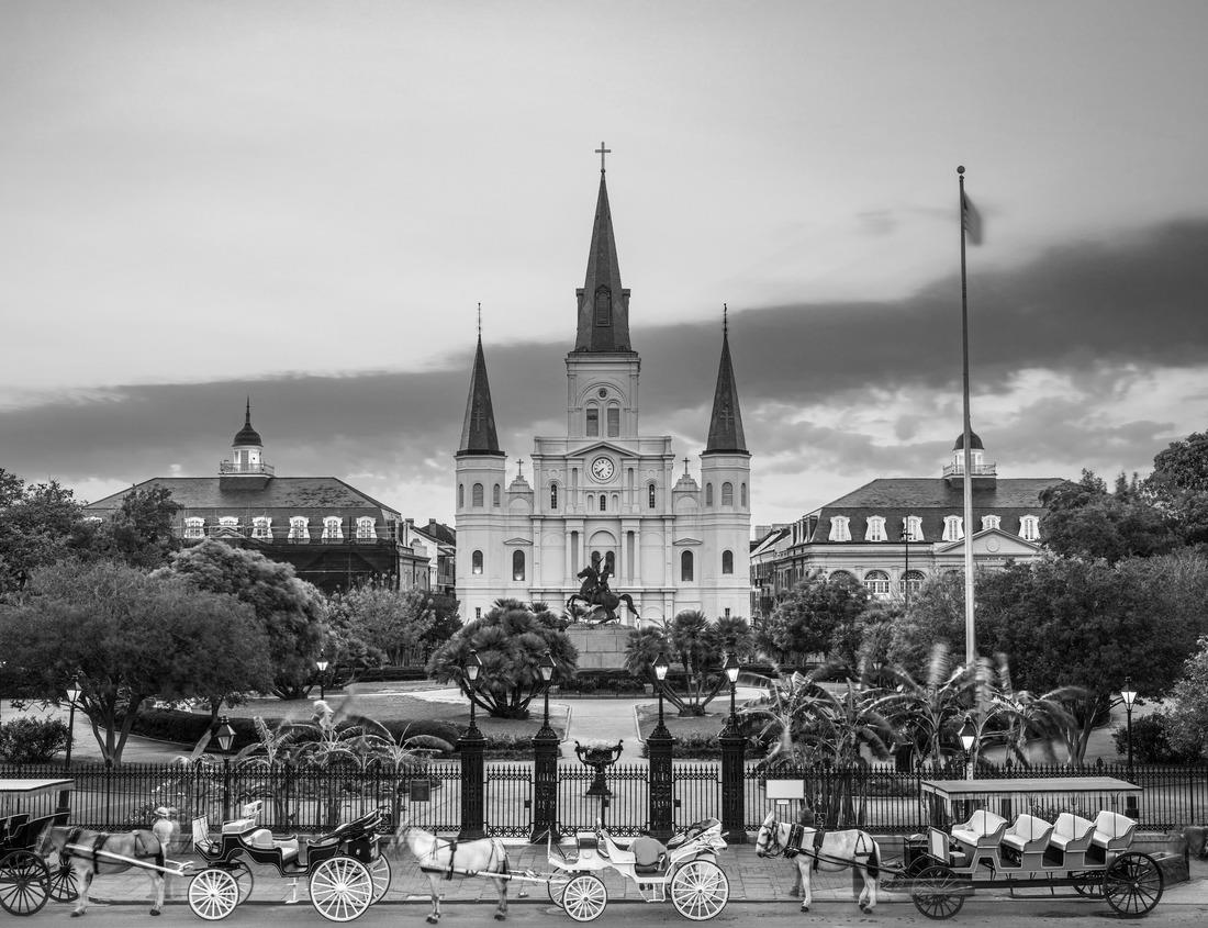 Noah Jigsaw Puzzle Lake Hibara Fukushima Japan, autumn in black white 1000 pieces