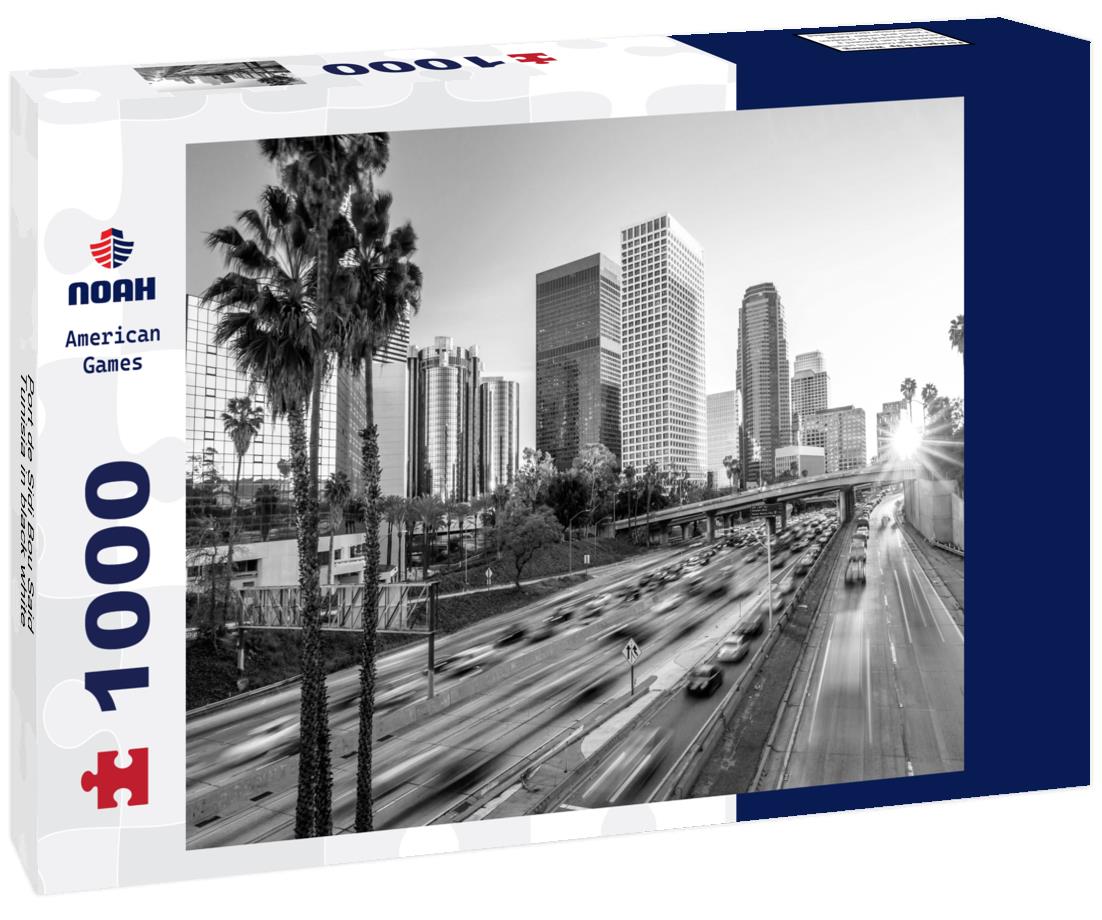 Noah Jigsaw Puzzle Port de Sidi Bou Said, Tunisia in black white 1000 pieces