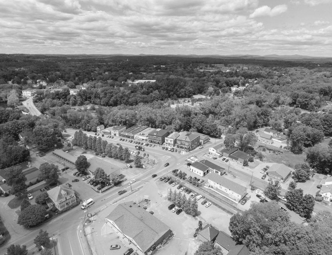 Noah Jigsaw Puzzle The red sphinx of Capitol reef is a rock formation that can be found when hiking to Cassidy Arch in Capitol Reef National Park, Utah in black white 1000 pieces