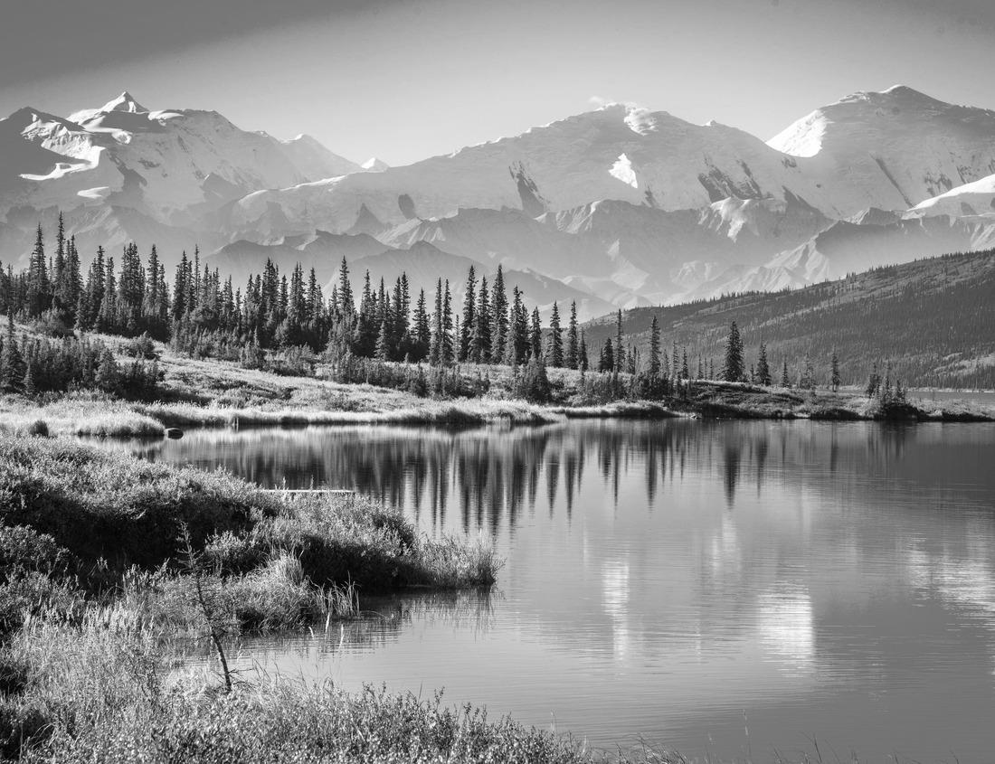 Noah Jigsaw Puzzle Trollfjord in Lofoten, Scandinavia, Norway in black white 1000 pieces