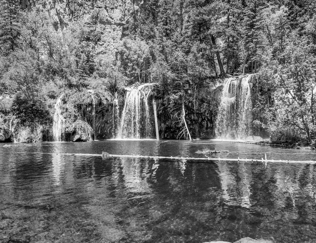 Noah Jigsaw Puzzle Historical city of Cannobio, Lago maggiore in black white 1000 pieces