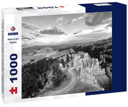 Noah Jigsaw Puzzle Pulpit Rock view of Black Canyon des Gunnison National Park, in Montrose County, Colorado, United States. A rocky landscape leads to the canyon, whose narrow Gunnison River lies far below in black white 1000 pieces