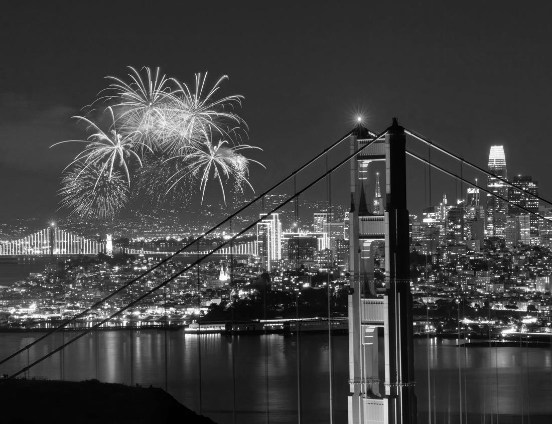 Noah Jigsaw Puzzle Altmarkt Square (Old Market) with St. Nicholas Church and City Hall, Potsdam, Germany in black white 1000 pieces
