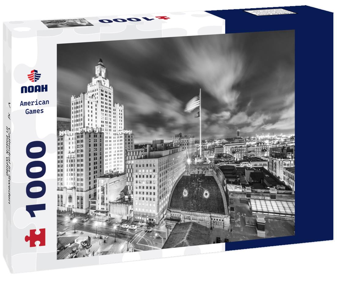 Noah Jigsaw Puzzle Växjö Cathedral in Sweden in black white 1000 pieces