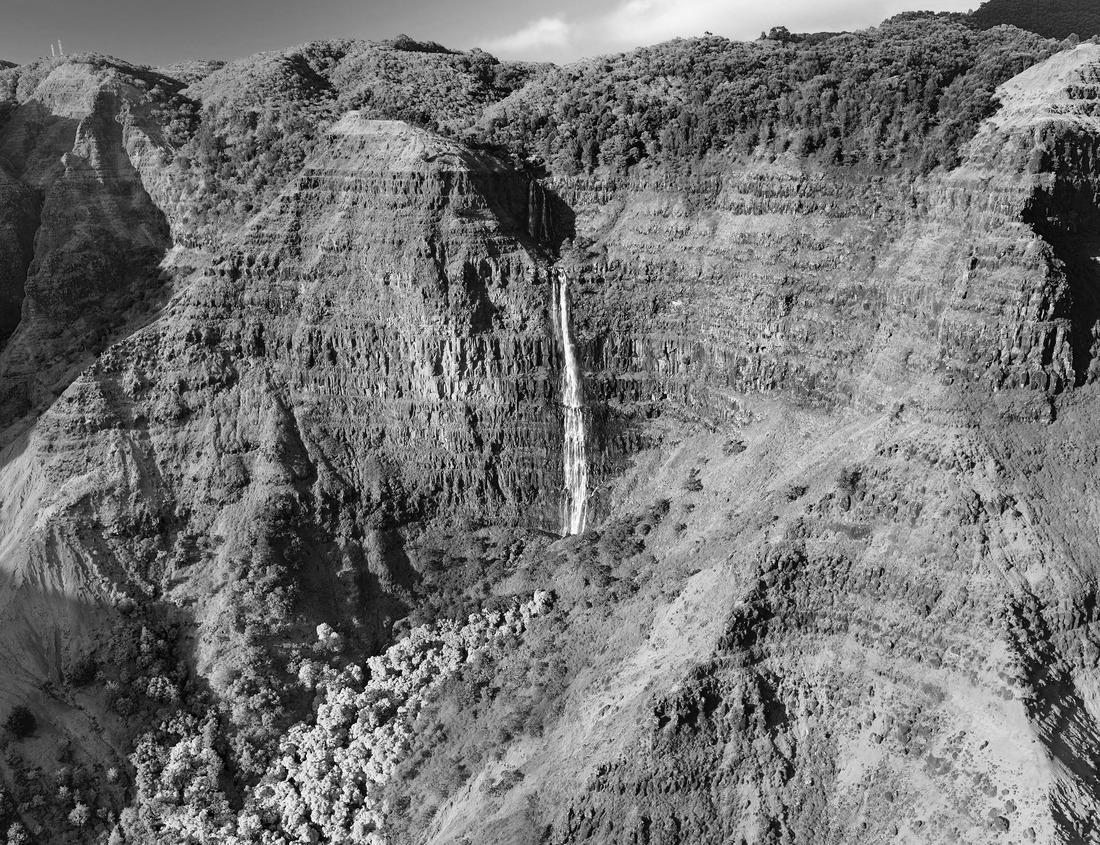 Noah Jigsaw Puzzle Old town of Offenburg, Germany in black white 1000 pieces