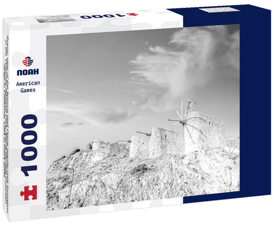 Noah Jigsaw Puzzle Scenic view of the famous Half Dome granite rock formation in the Yosemite National Park, Sierra Nevada mountain range in California, USA in black white 1000 pieces
