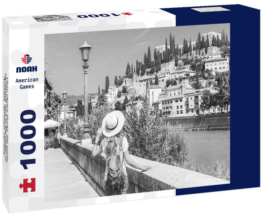 Noah Jigsaw Puzzle Uluru (Ayers Rock), the iconic sandstone rock in the center of Australia, Northern Territory, Australia in black white 1000 pieces