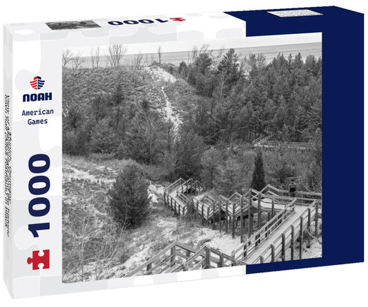 Noah Jigsaw Puzzle Munich, Germany - View of Marienplatz and the historic town hall (Altes Rathaus) in black white 1000 pieces