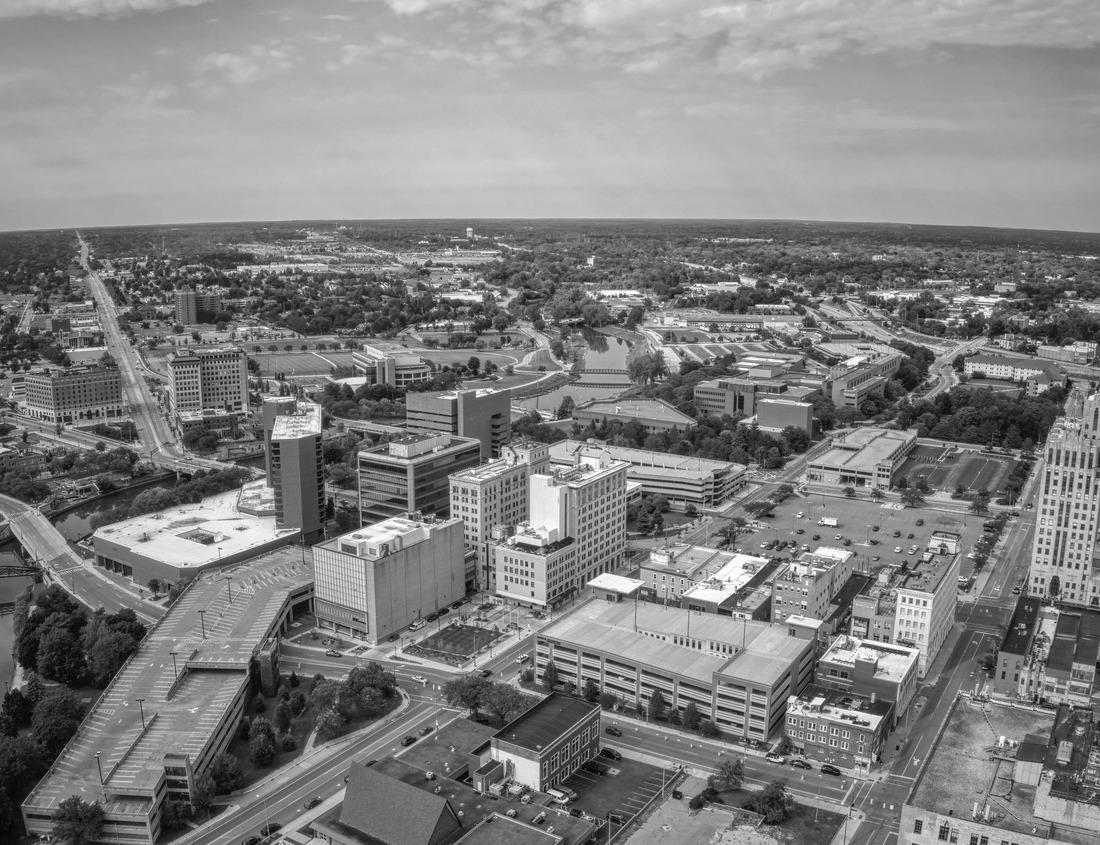 Noah Jigsaw Puzzle Lancut Castle is a complex of historic buildings in Lancut, Poland in black white 1000 pieces