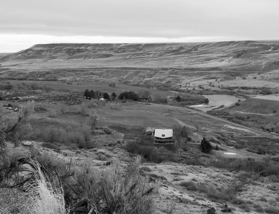Noah Jigsaw Puzzle Old Mosque of Djerba - South Tunisia in black white 1000 pieces