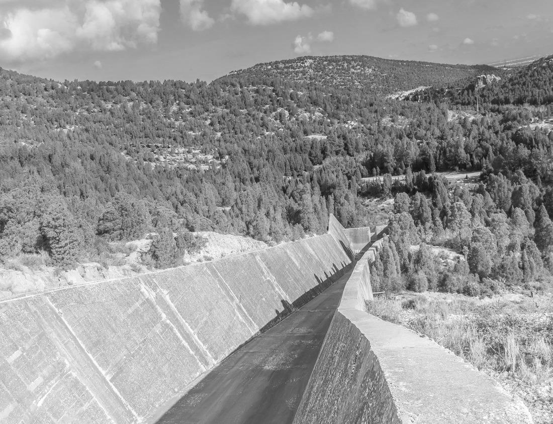 Noah Jigsaw Puzzle Autumn morning along the Back Fork of Elk River, Webster County, West Virginia, USA in black white 1000 pieces