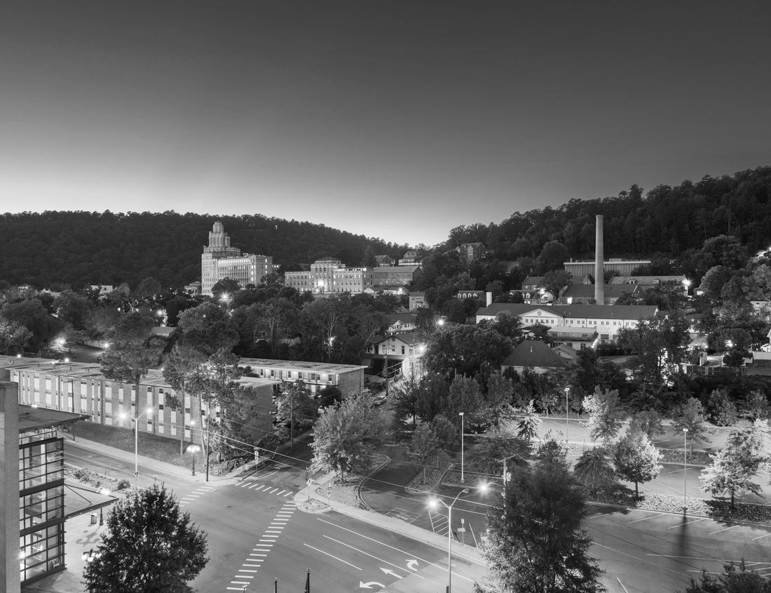 Noah Jigsaw Puzzle Kehl colorful view of the street, Baden-Württemberg region Germany in black white 1000 pieces