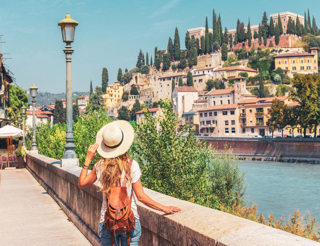 Verona, Italy - Wanderer looking at the city's landscape 1000pc Puzzle