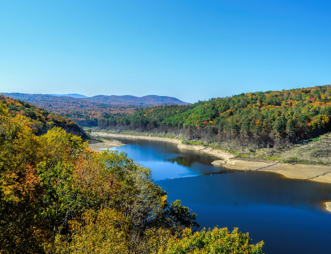 Noah Jigsaw Puzzle Ball Mountain Lake, Jamaica, Vermont 1000 pieces