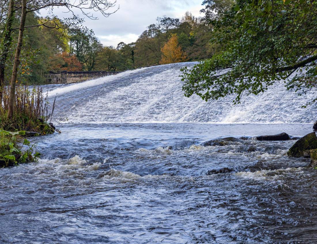 The Restored Calver Weir, built in the 19th century to provide water to power cotton spinning at Calver Mill, on the River Derwent, in the Peak District National Park, Derbyshire 1000pc Puzzle
