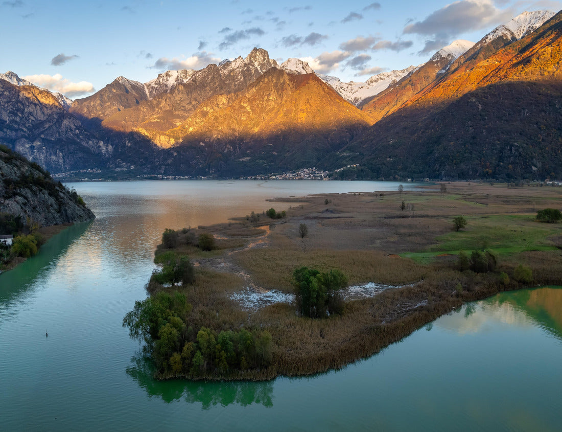 Noah Jigsaw Puzzle Aerial view of the autumn lake panorama, snow-capped mountains in the background, autumn in Lake Como, Lombardy, Italy 1000 pieces