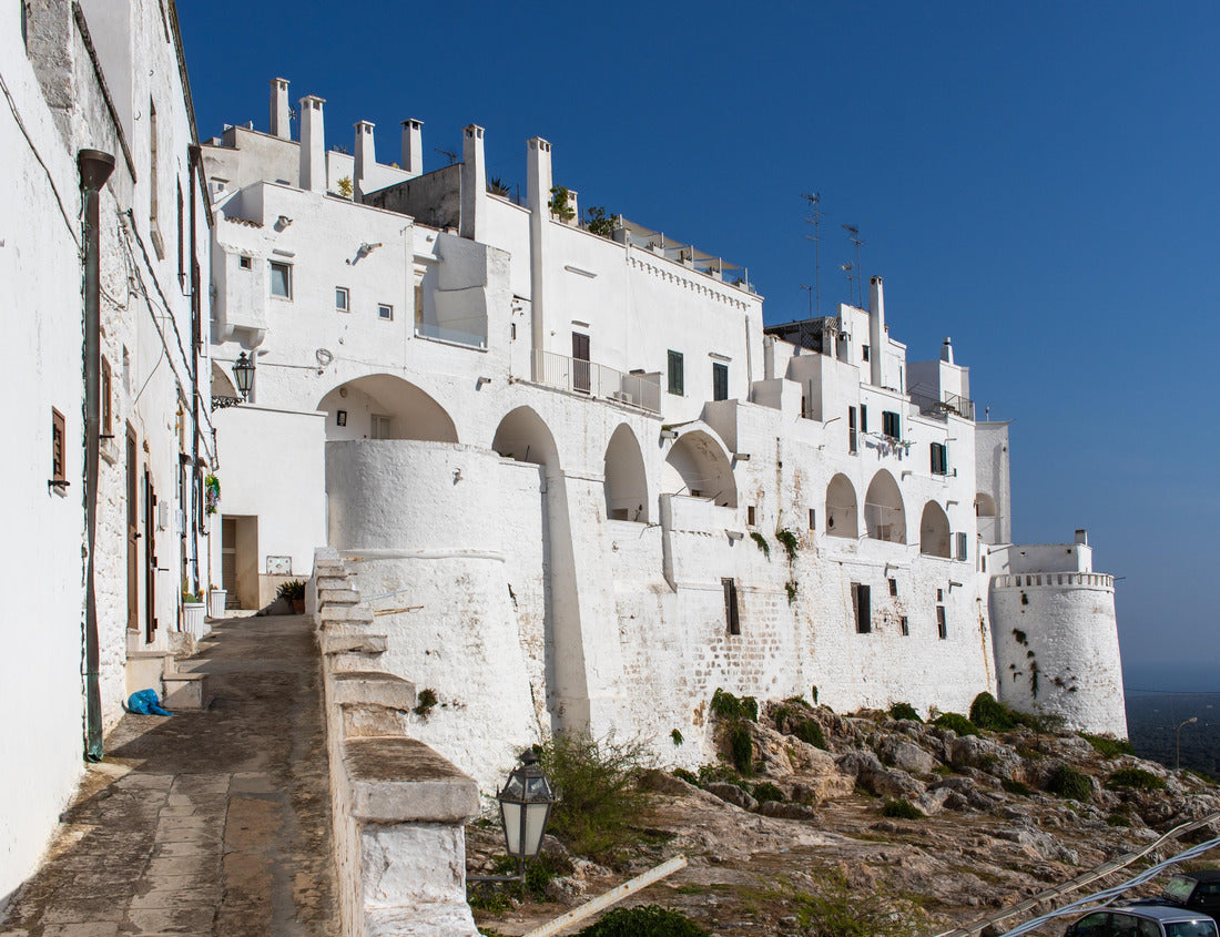 Ostuni, Italy - one of the most beautiful villages in southern Italy, Ostuni has a beautiful old town with a distinctive profile and white buildings 1000pc Puzzle