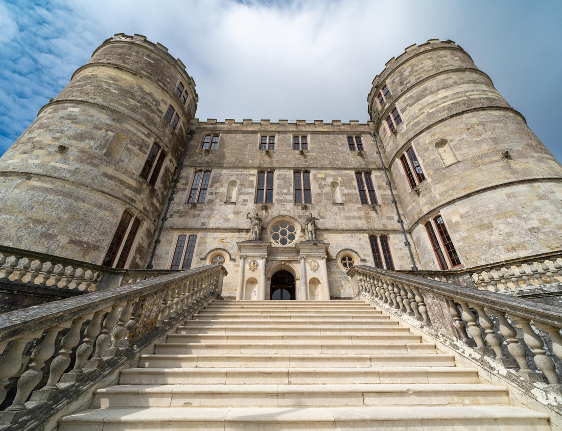 The historic, 17th century hunting lodge, Lulworth Castle. Dorset, UK 1000pc Puzzle