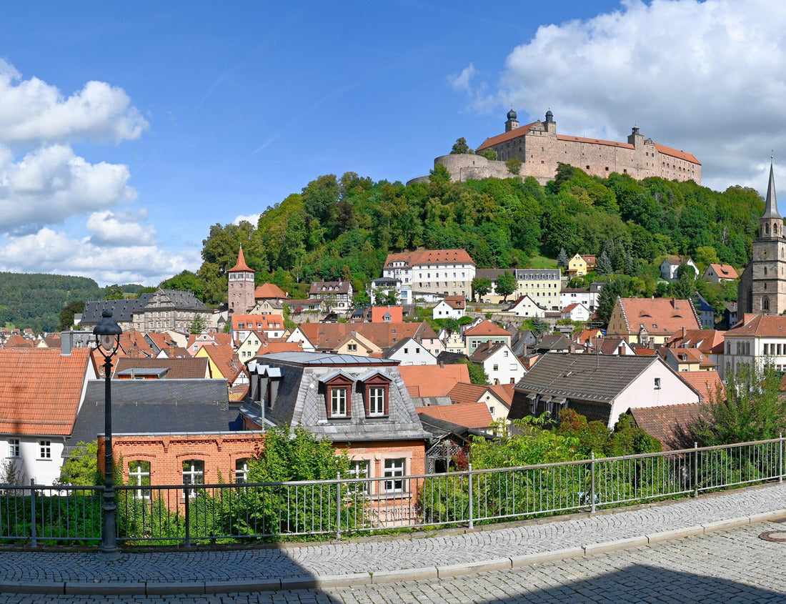 The old town of Kulmbach (Bavaria, Germany) with the Plassenburg 1000pc Puzzle