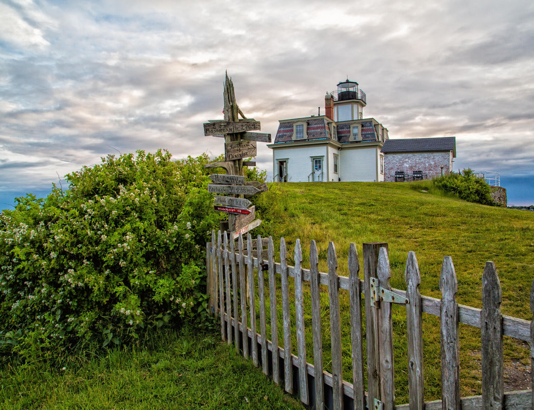 Rose Island Lighthouse in Newport, Rhode Island 1000pc Puzzle