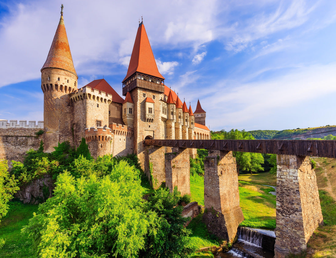 Noah Jigsaw Puzzle Hunyad Castle. Corvin's Castle with wooden bridge, Hunedoara, Transylvania, Romania 1000 pieces