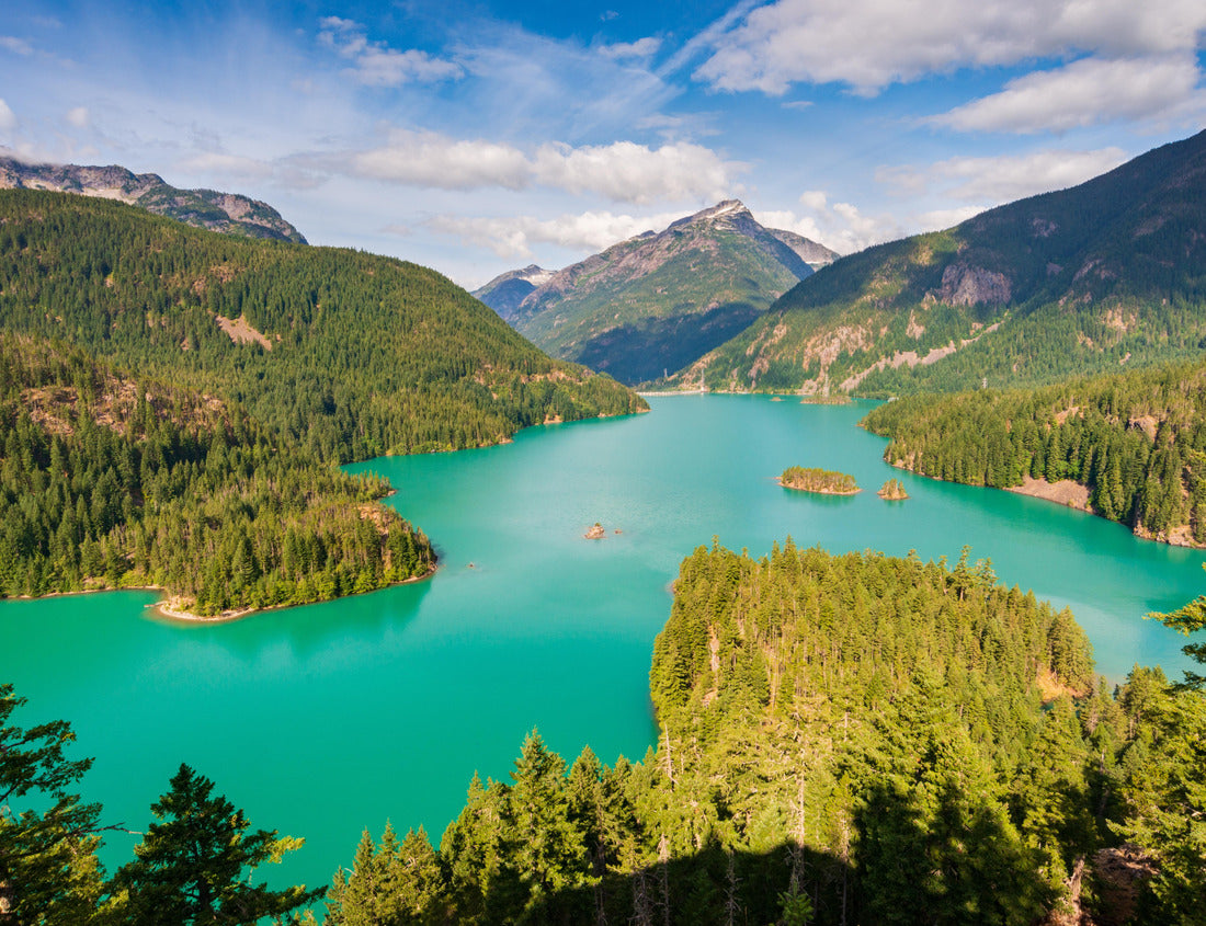 The Diablo Lake at North Cascades National Park in Washington State, USA 1000pc Puzzle