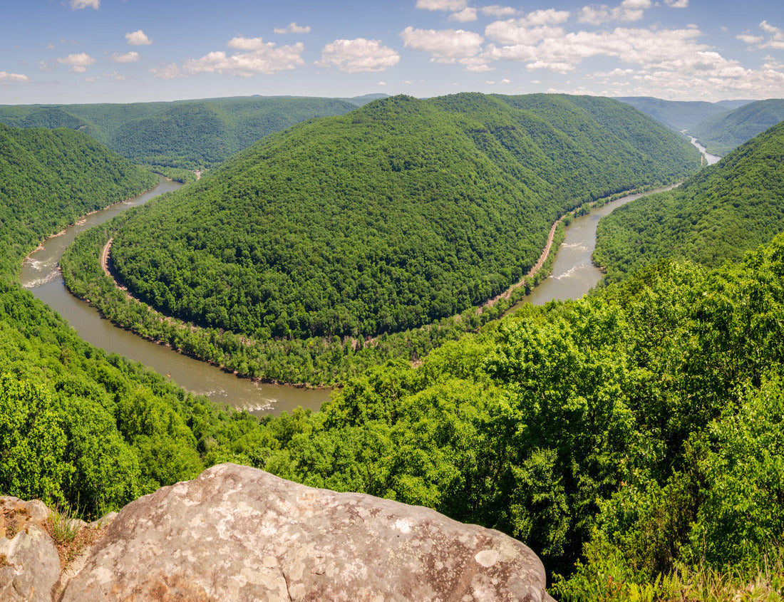 Noah Jigsaw Puzzle An Overlook of the Winding New River at New River Gorge National Park and Preserve in southern West Virginia in the Appalachian Mountains, USA 1000 pieces