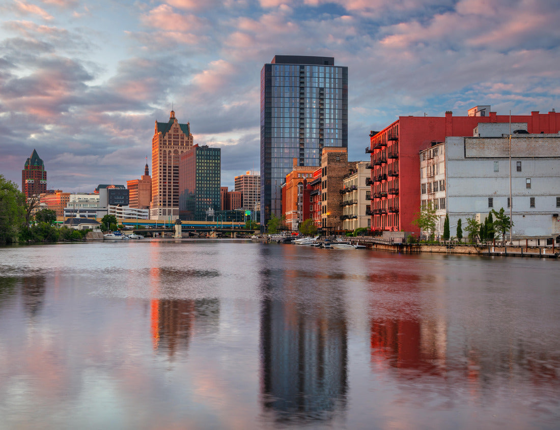 Noah Jigsaw Puzzle Milwaukee, Wisconsin, USA. Cityscape image of downtown Milwaukee, Wisconsin, USA with reflection of the skyline in Mnemonee River at summer sunset 1000 pieces
