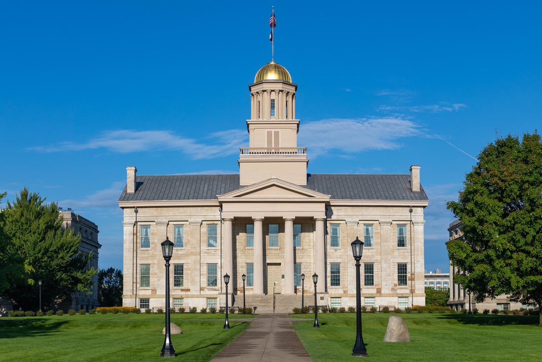 The Old Iowa Capitol 2000pc Puzzle