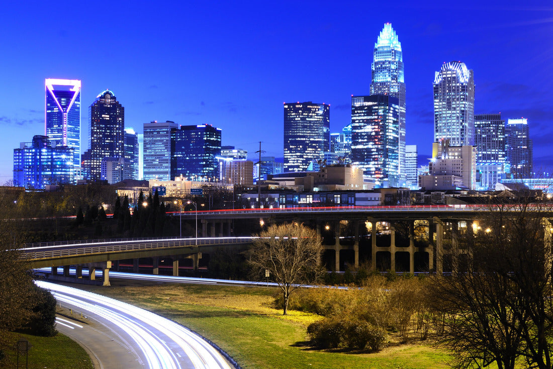 Noah Jigsaw Puzzle Downtown Charlotte, North Carolina, USA skyline 2000 pieces