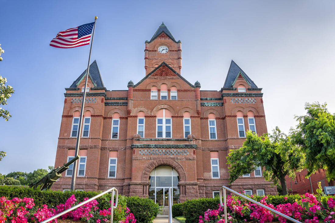 Noah Jigsaw Puzzle Cass County Courthouse in Plattsmouth, Nebraska 2000 pieces