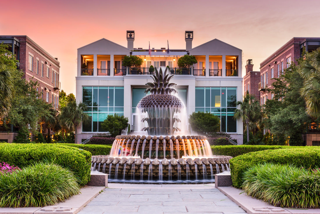 Noah Jigsaw Puzzle Charleston, South Carolina, USA at the Fountain 2000 pieces