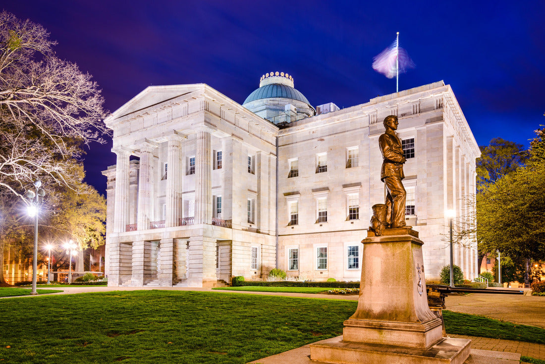 Noah Jigsaw Puzzle Raleigh, North Carolina, USA State Capitol Building 2000 pieces